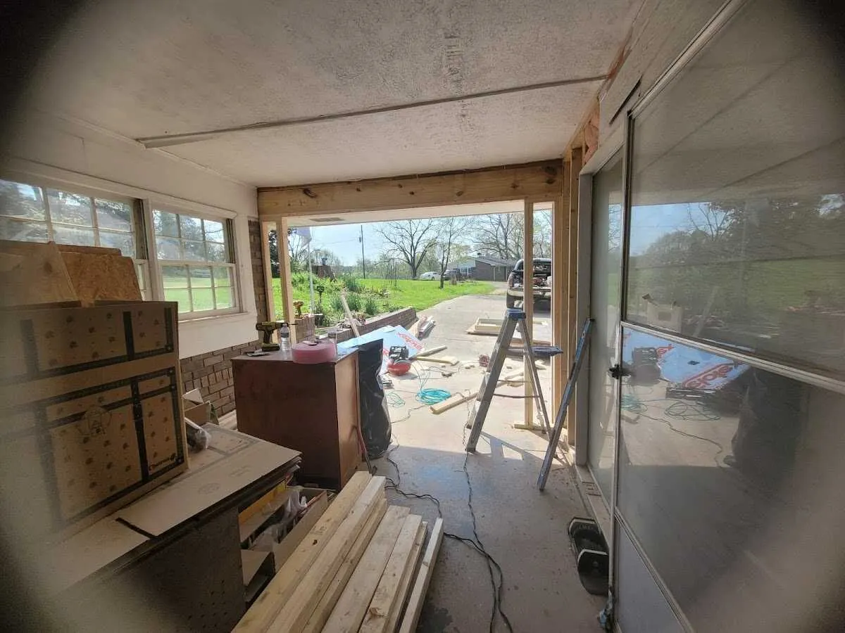 Air movers and dehumidifier for Water Mitigation Services in Doffing