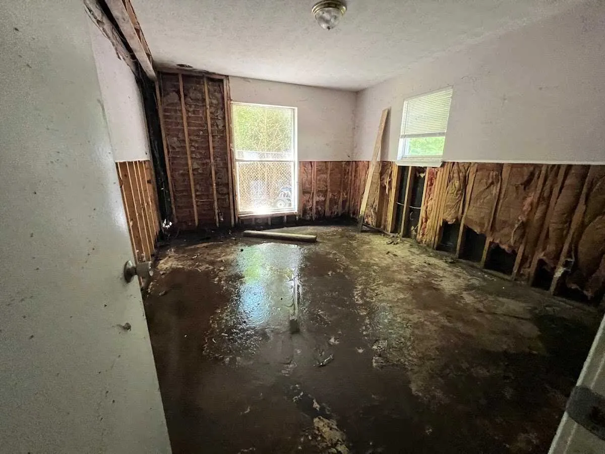 Water Damage Restoration services in Doffing, TX